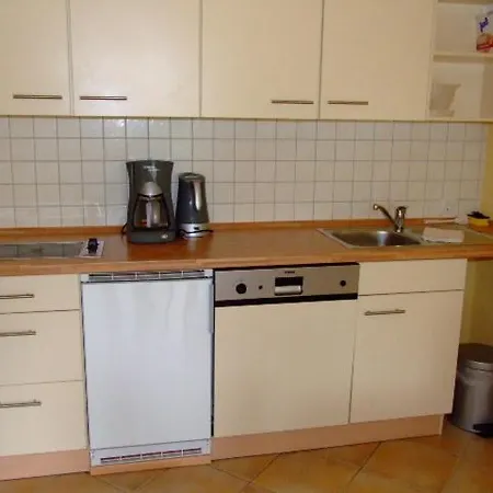 Hoyer Apartment *