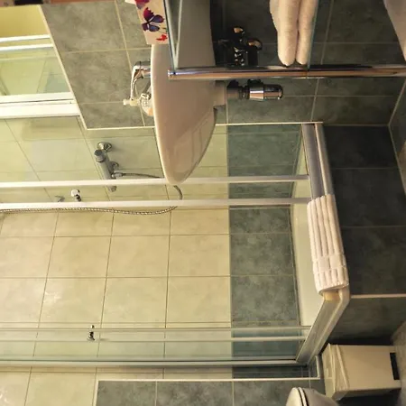 Hoyer Apartment *